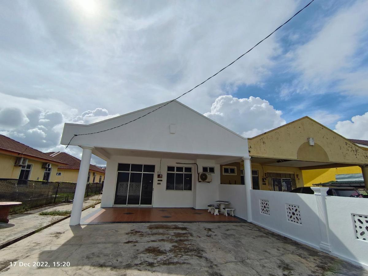Seaview Promenade Homestay Dungun Ngoại thất bức ảnh