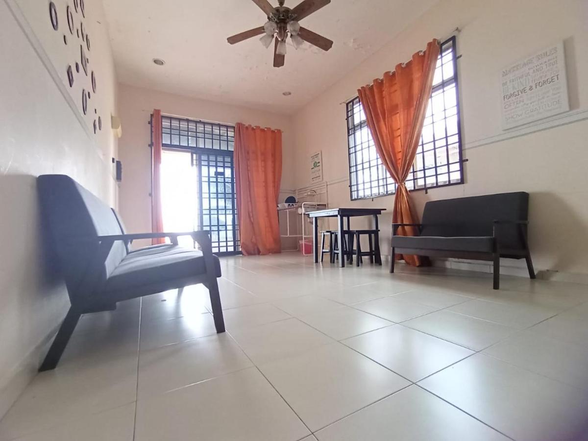 Seaview Promenade Homestay Dungun Ngoại thất bức ảnh
